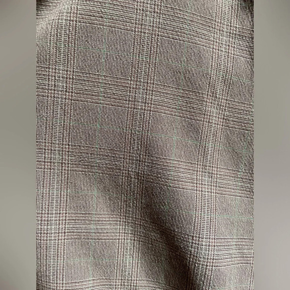 Lululemon Athletica checkered plaid straight leg khaki  athletic pants Sz 34 - Picture 5 of 13